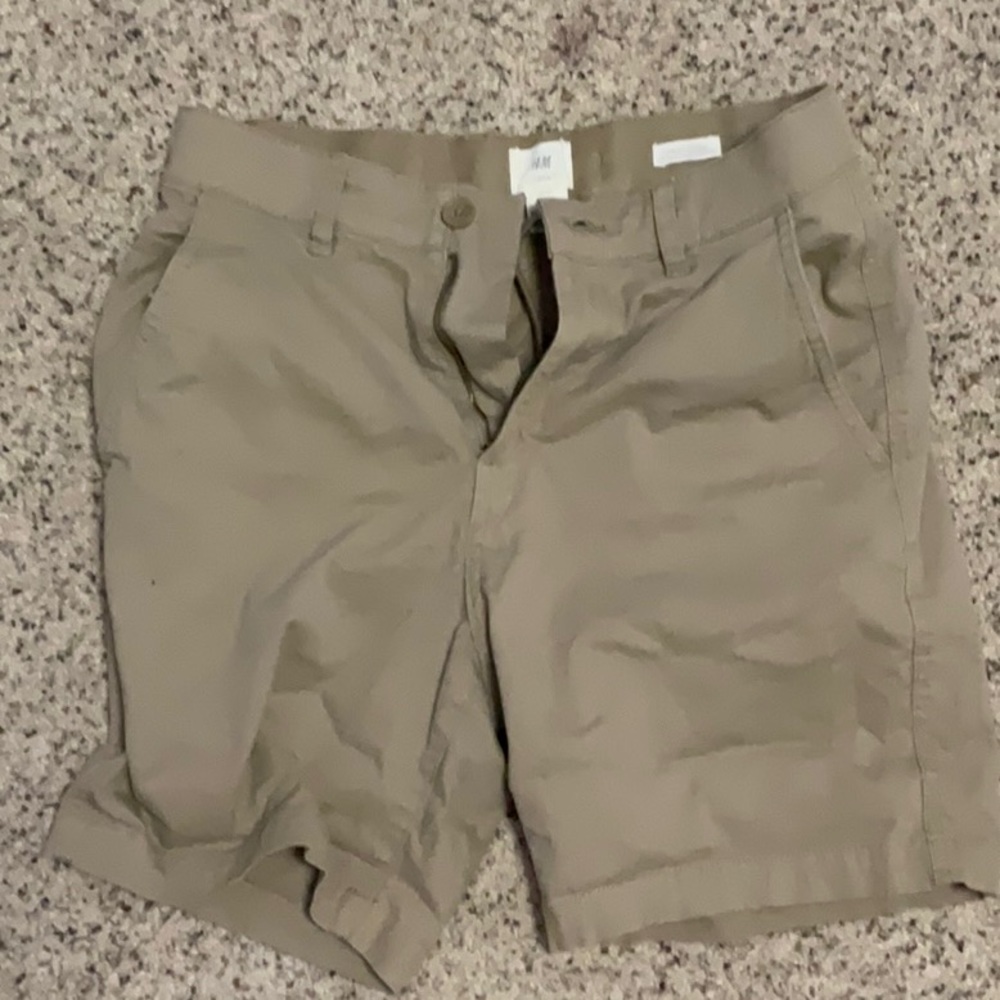 h&m men’s cargo / khaki shorts size xs